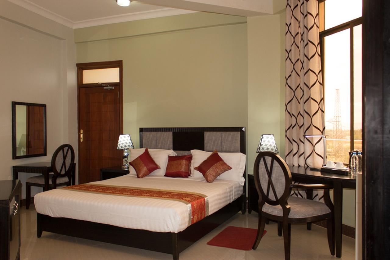 Flomi Hotel Morogoro ภายนอก รูปภาพ